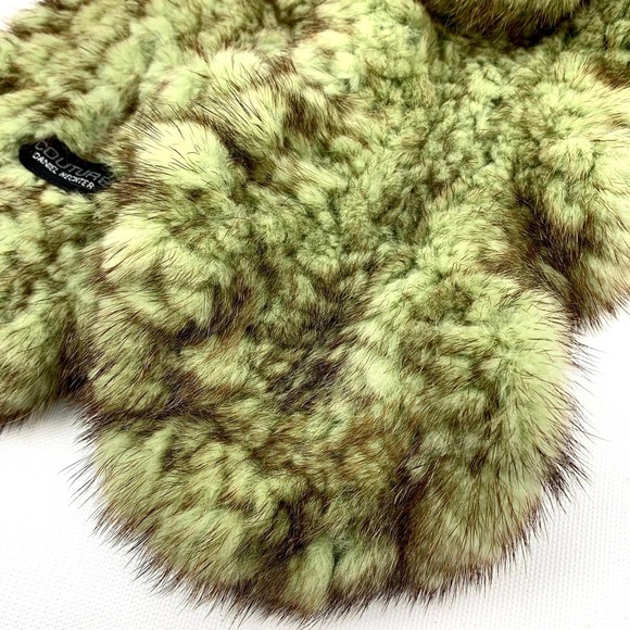 90's Parisian couture designer green mink scarf - Picture 11 of 15